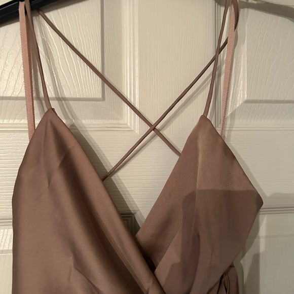 Fame Partners NWT Metallic Dress - Picture 2 of 7